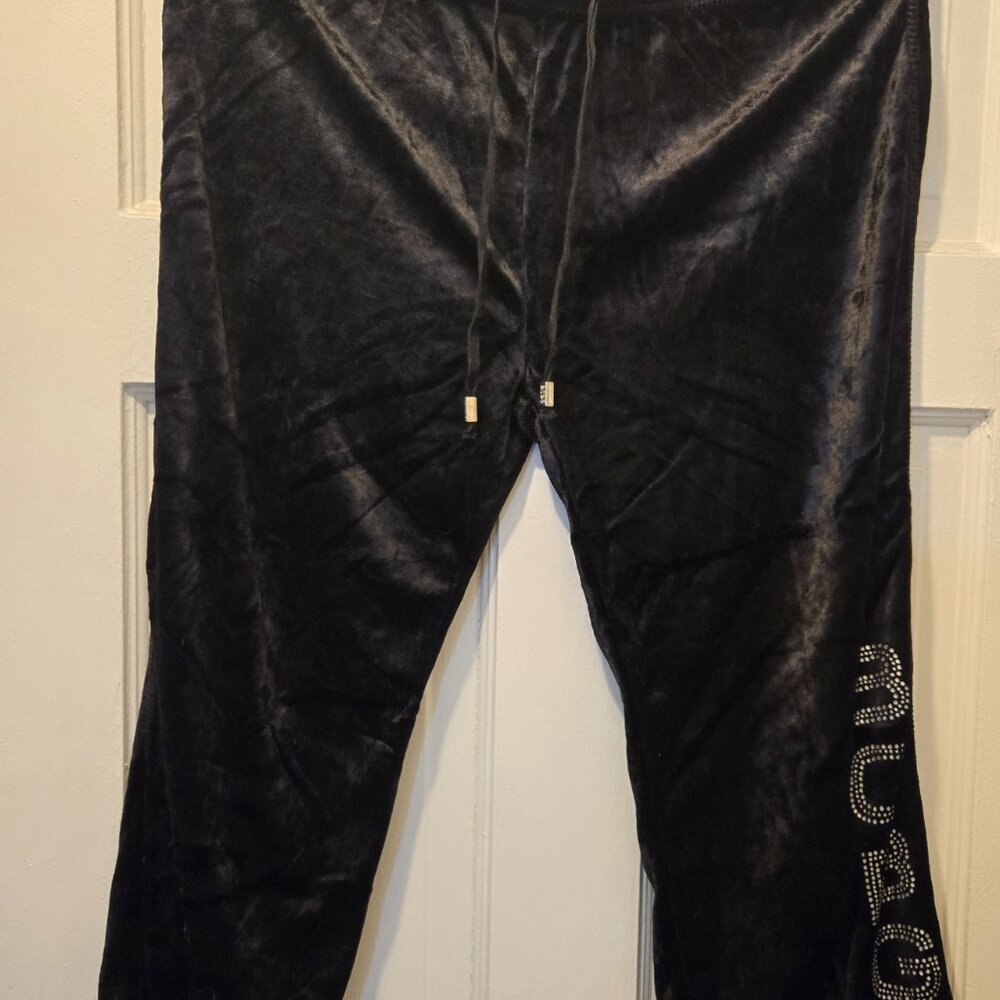 NWT BCBG MAXAZRIA Black Velour Zip-Up Hoodie & Capris Set Women's Size XLARGE - Picture 8 of 9